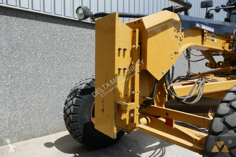 Grejder Caterpillar 160M