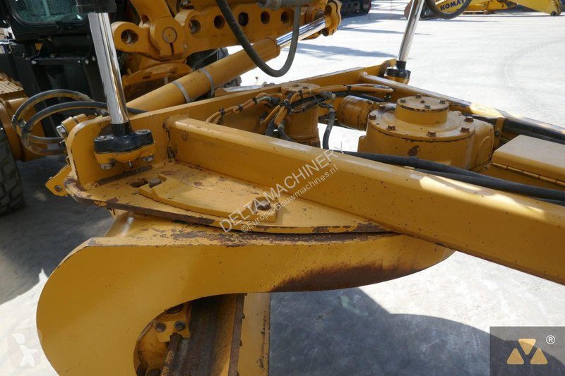 Грейдер Caterpillar 160M
