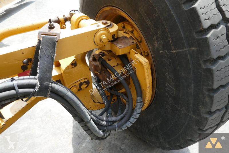 Grejder Caterpillar 140M