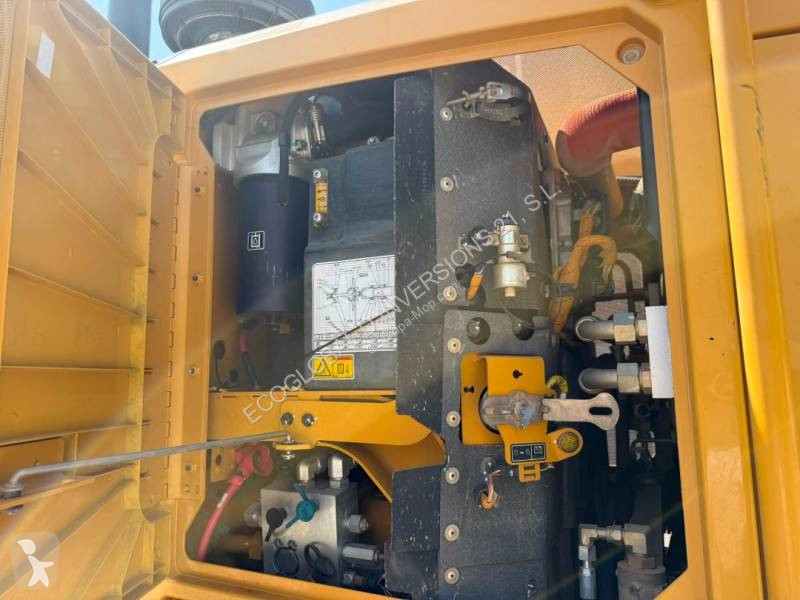 ممهدة طرق Caterpillar 12M3 AWD