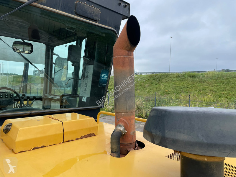 Niveladora Caterpillar 140K