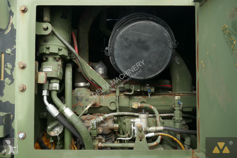 Грейдер Caterpillar Ex-army