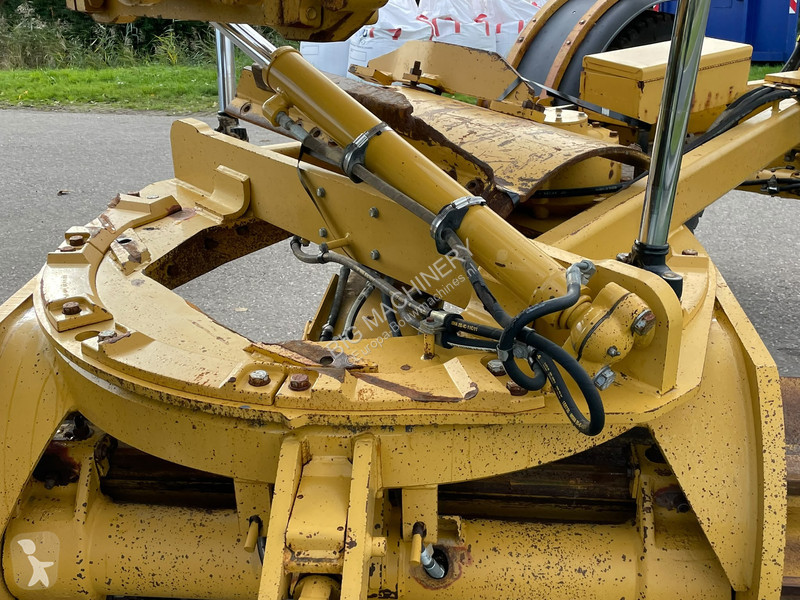 ممهدة طرق Caterpillar 140M