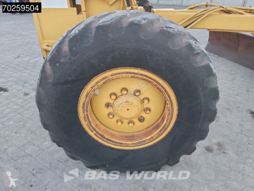 Grader Caterpillar