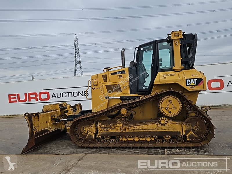Grejdr Caterpillar D6N