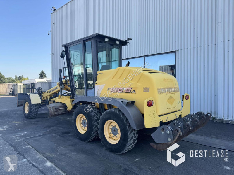 Planeringshøvl New Holland F 106.6 A