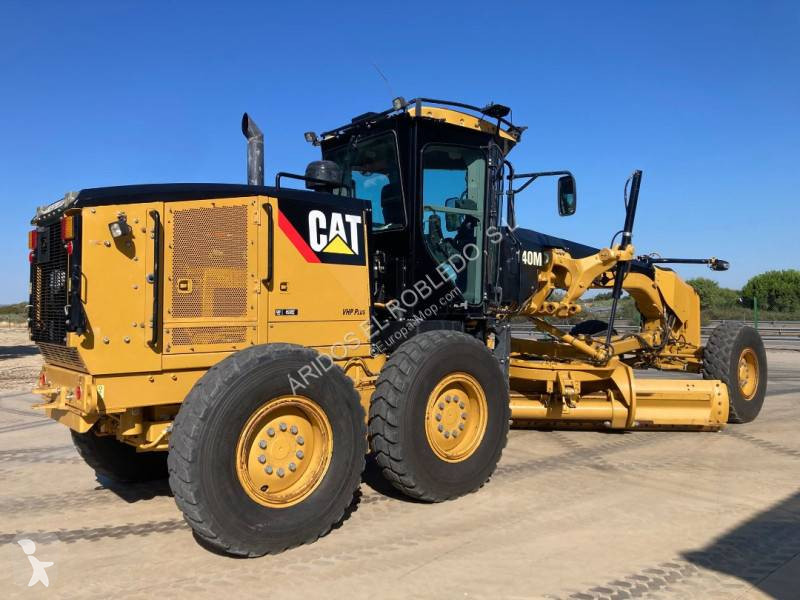 ممهدة طرق Caterpillar 140M