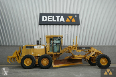 Niveladora Caterpillar
