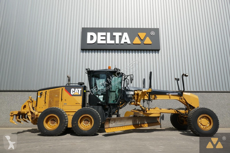 Niveladora Caterpillar AWD