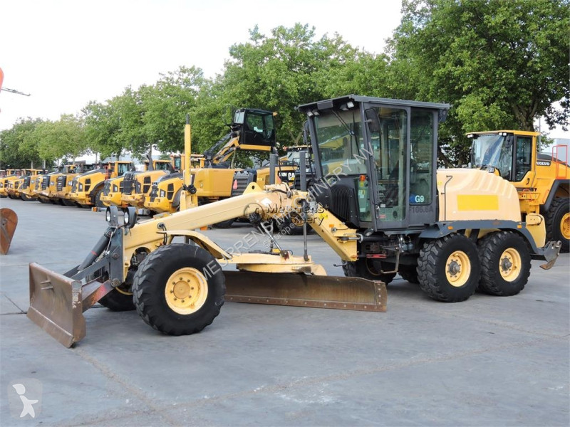 Planeringshøvl New Holland F106.6A