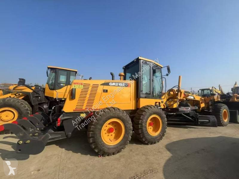 Grejder XCMG GR2153