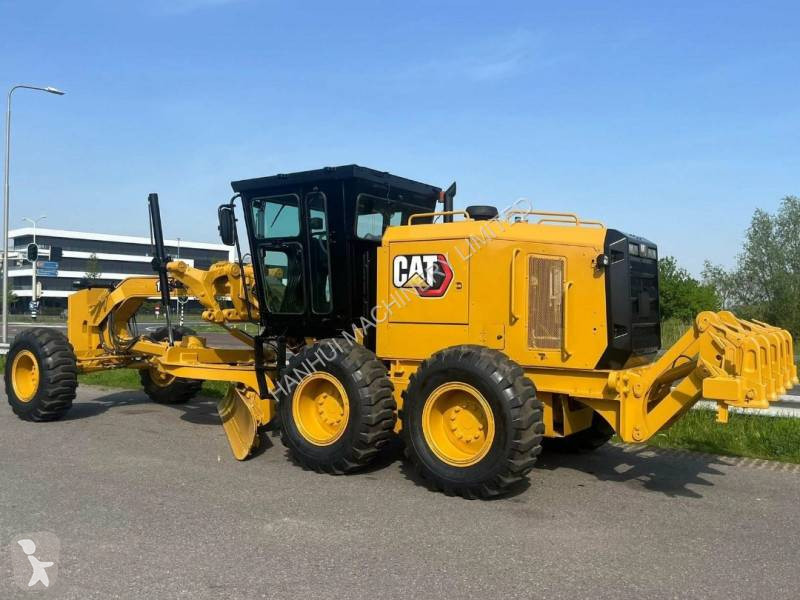 Grejder Caterpillar 140GC