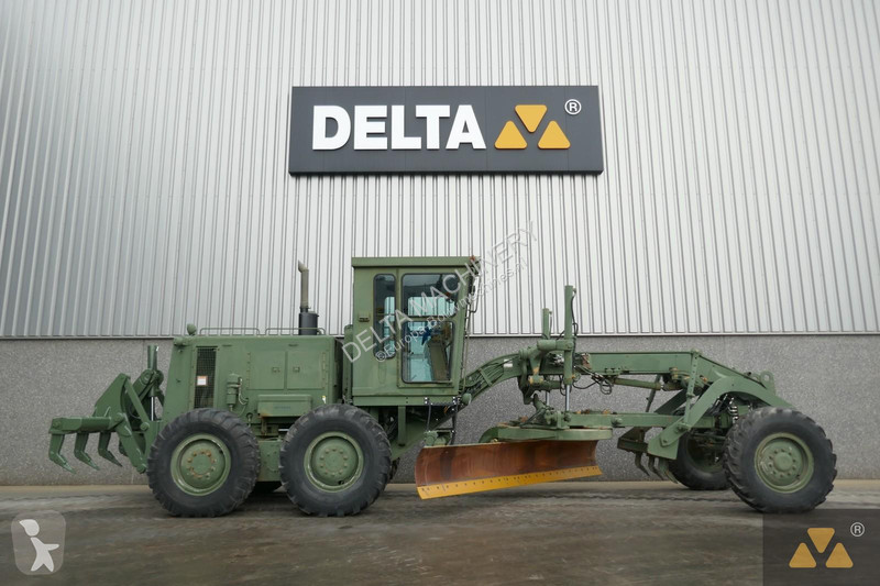 Niveladora Caterpillar Ex-army