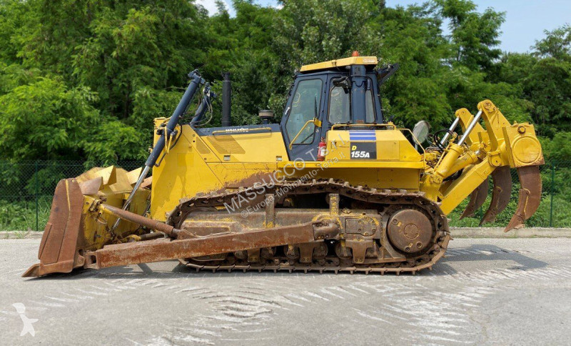 ممهدة طرق Komatsu D155A-3