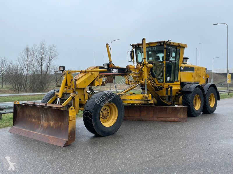 ممهدة طرق Caterpillar CE