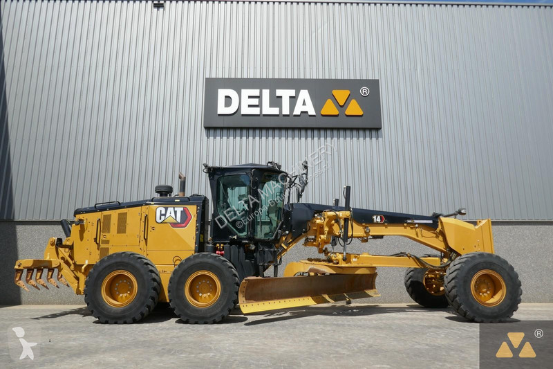 Grejder Caterpillar 14