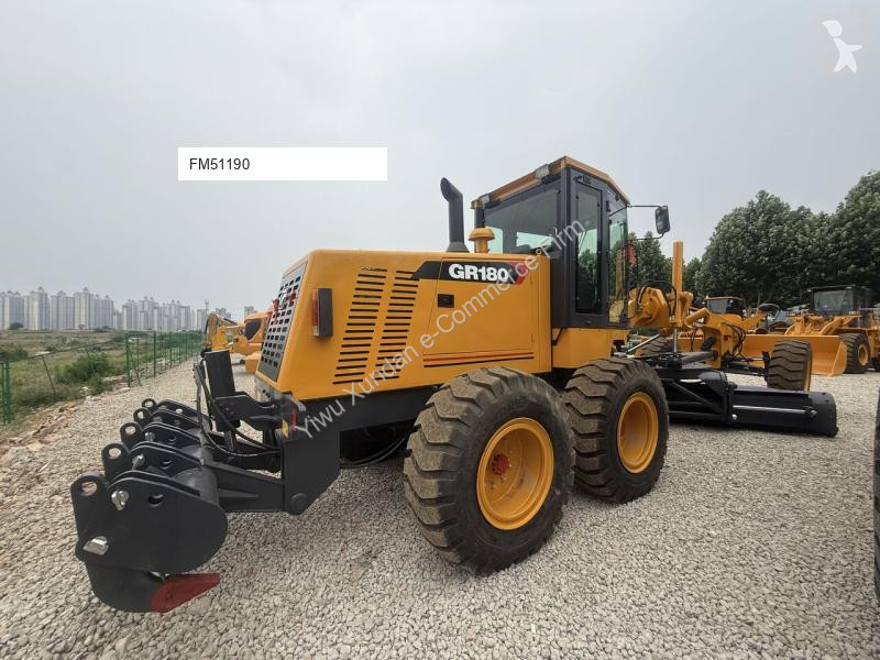 Grejder XCMG GR180