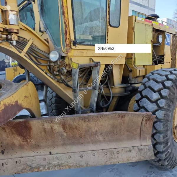 Grejder Caterpillar 16G