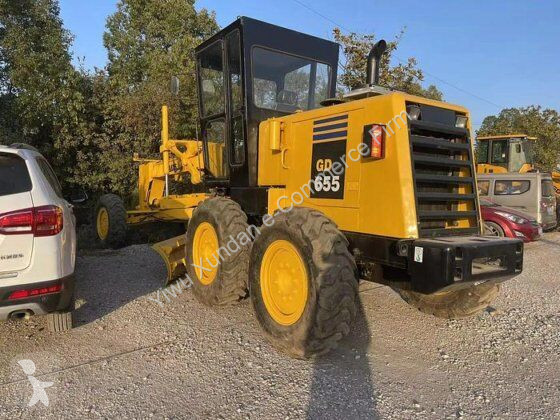 ممهدة طرق Komatsu GD655