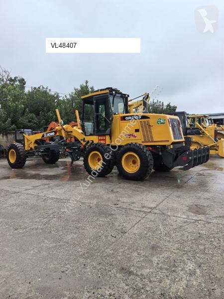 ممهدة طرق XCMG GR2153
