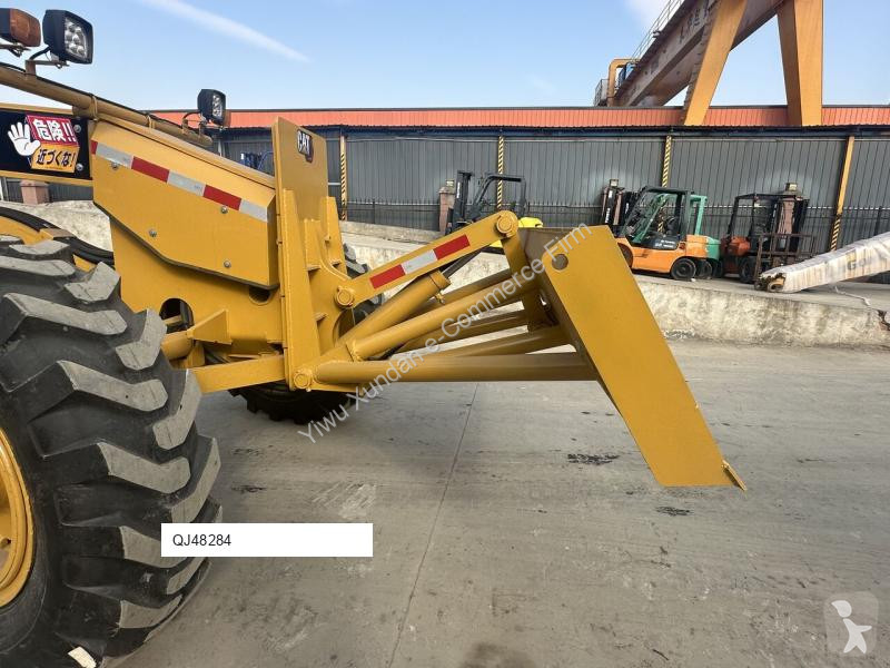 ممهدة طرق Caterpillar 140K