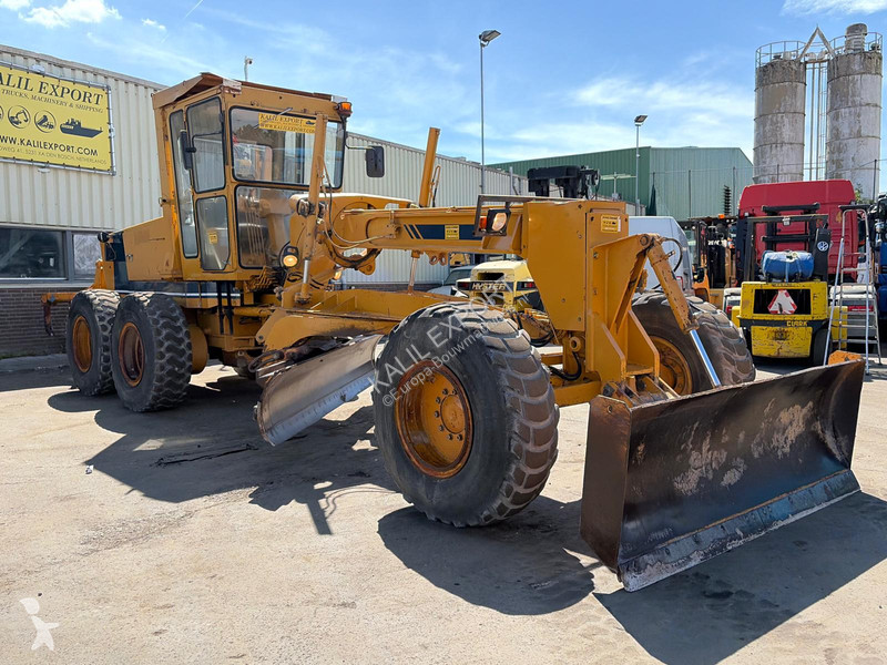 Niveladora Komatsu GD623A-1 - Grader with...
