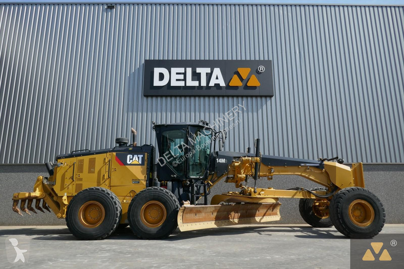 Niveladora Caterpillar