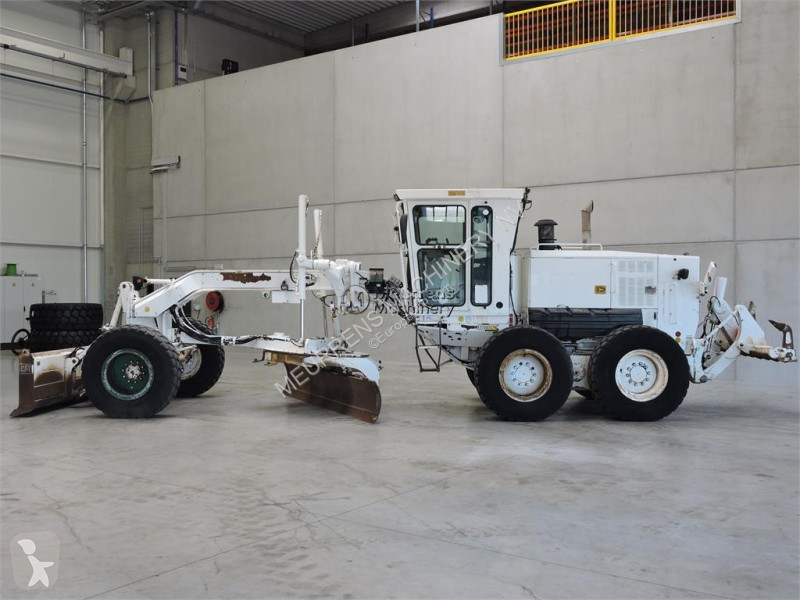 Grejder Caterpillar 12H