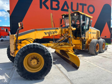ممهدة طرق Volvo