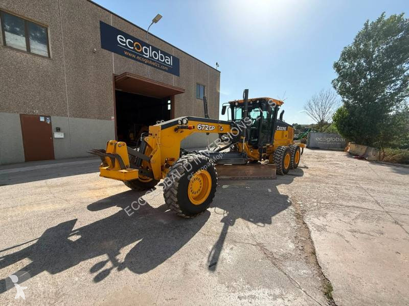 ممهدة طرق John Deere 672GP AWD