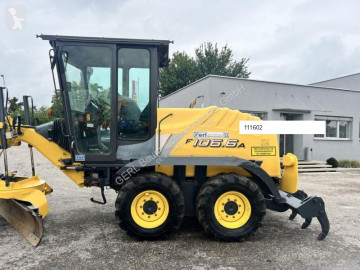 Niveladora New Holland