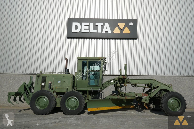Грейдер Caterpillar Ex-army