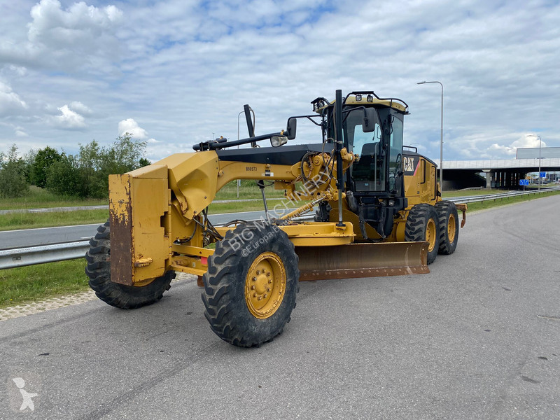 Grejder Caterpillar 140M