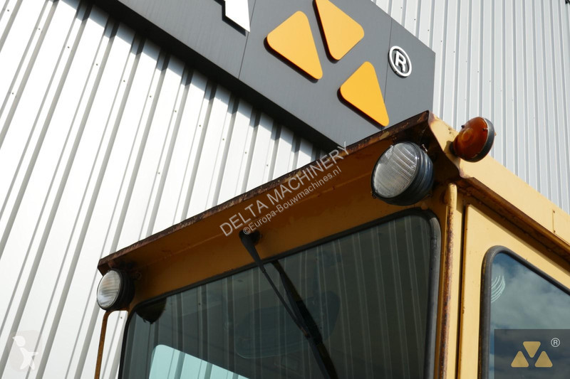 Grader Caterpillar