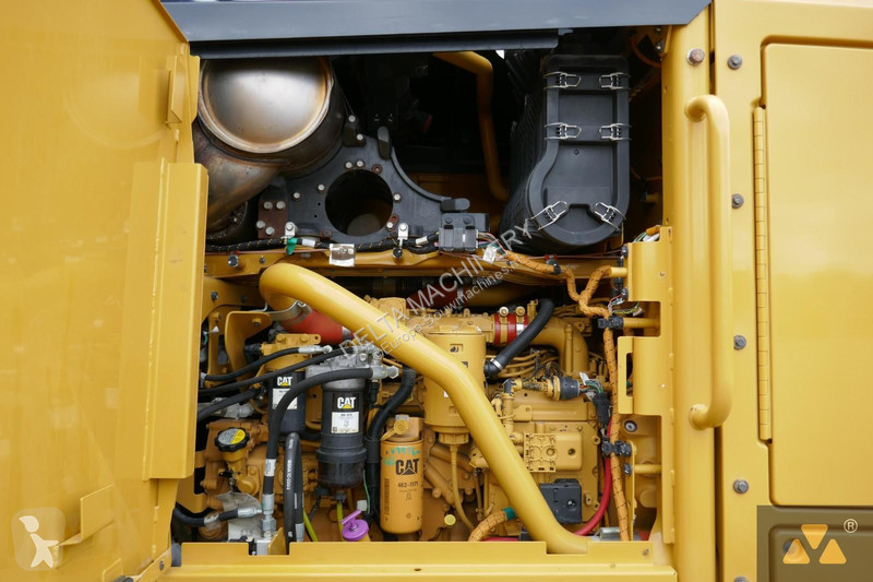 Niveladora Caterpillar 2