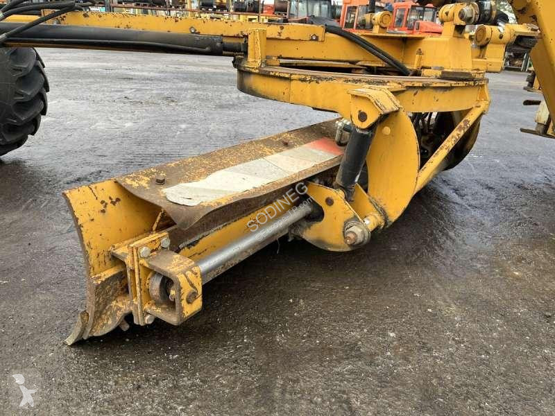 Grader   OP NV2500