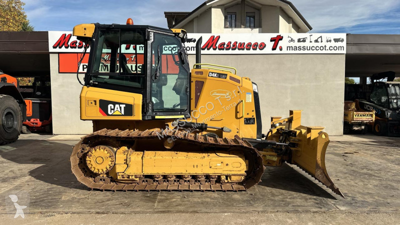 ممهدة طرق Caterpillar D4K2 LGP