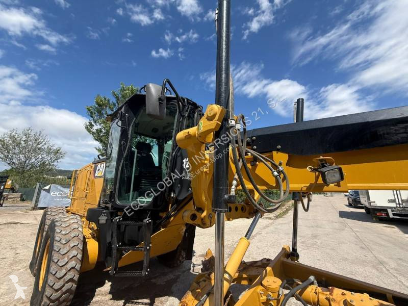 Grejder Caterpillar 12M3 AWD