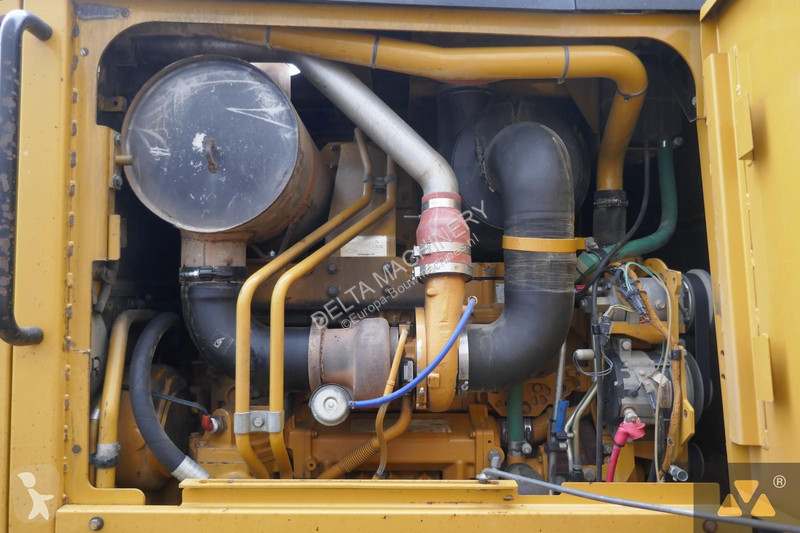 Grejder Caterpillar 14M