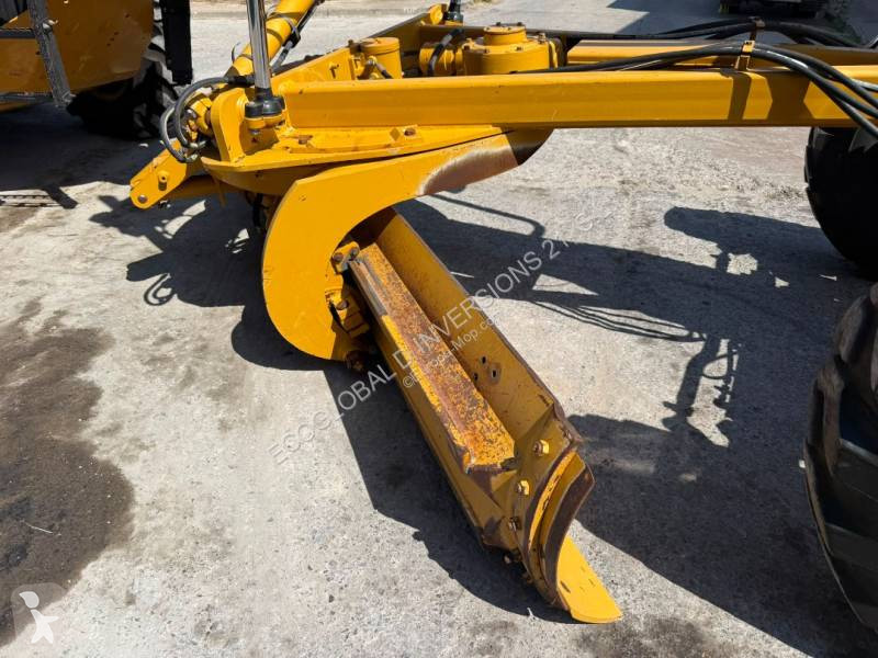 ممهدة طرق Caterpillar 12M3 AWD