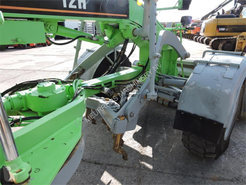 Vägskrapa Caterpillar 12H