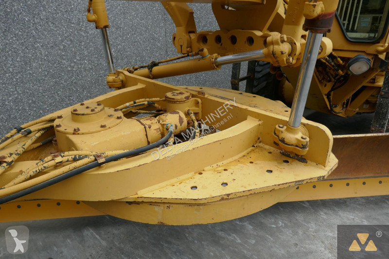 Niveladora Caterpillar