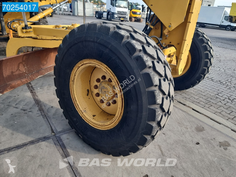 ممهدة طرق Caterpillar EXPORT ONLY - RIPPER