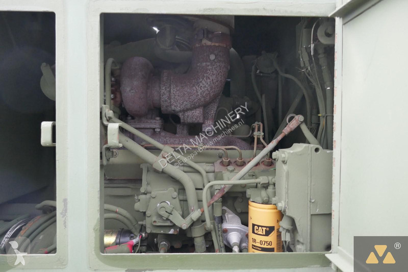 Grejdr Caterpillar Ex-army