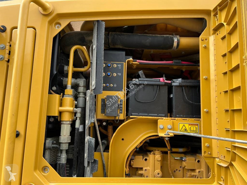 Grejder Caterpillar 140M2