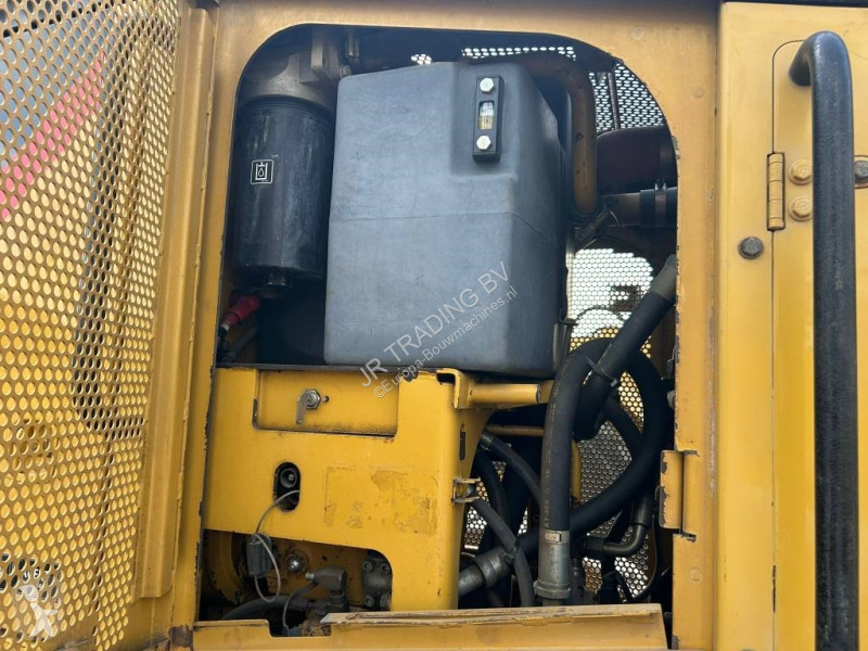 Vägskrapa Caterpillar (CE Certified)