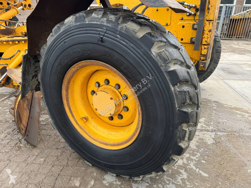 Grader Volvo - 5.5 Meter Blade / EPA Certified