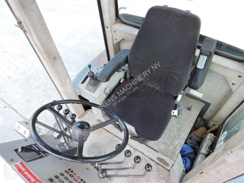 Planeringshøvl New Holland F106.6A