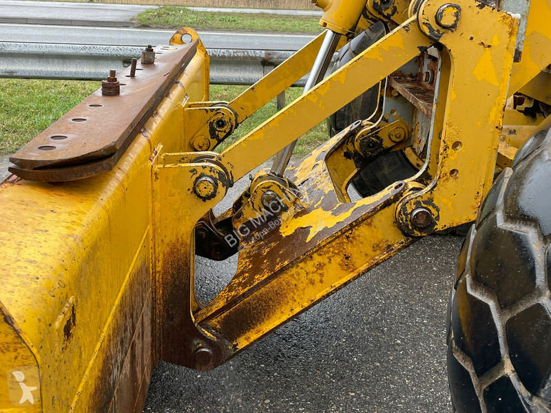 ممهدة طرق Caterpillar CE