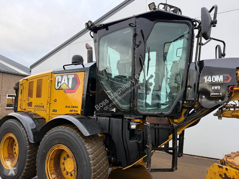 Grejder Caterpillar VHP 6x6 AWH - 4.88m Blade